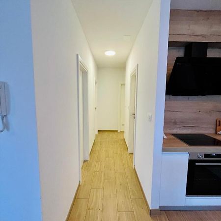 Alida Valli Apartment Kaštela المظهر الخارجي الصورة