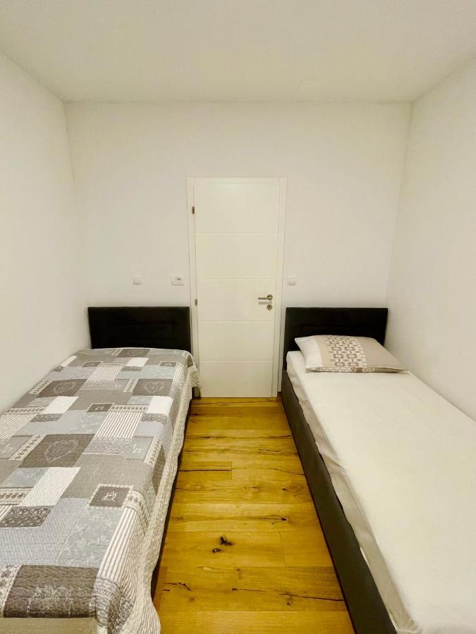 Alida Valli Apartment Kaštela المظهر الخارجي الصورة